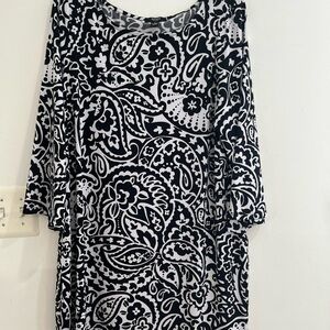 Alfani Black and White Sheath Dress with 3/4 Sleeves 2X. I-9